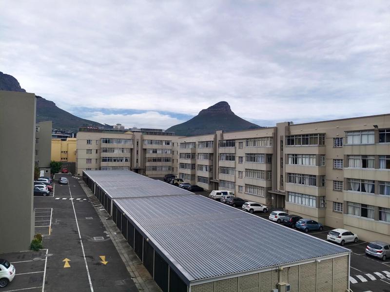 To Let 2 Bedroom Property for Rent in Cape Town City Centre Western Cape